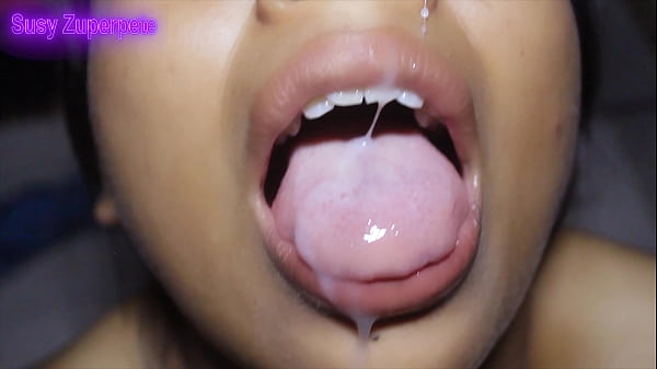 Mas mamadas y corridas faciales semen en la boca y tragadas de le leche de mis putitas personales susy y samanta