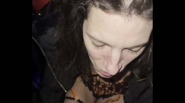 De retour &agrave; l'h&ocirc;tel mais cette soir&eacute;e m'a beaucoup excit&eacute;e et je ne peux 