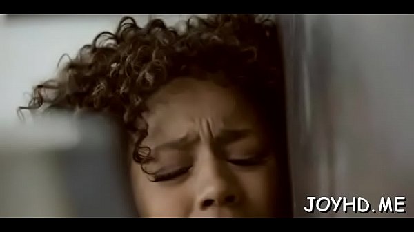 Teen babe sits downon ramrod