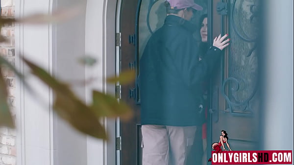 Play MP4 - Cheating In Plain Sight Valentina Nappi&comma; Katrina Colt