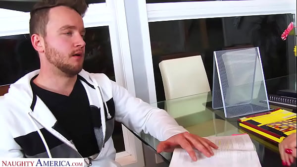 Play MP4 - Naughty America - Ariella Ferrera gets her pussy filled by her student