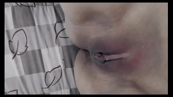 Play MP4 - Que rica tarde viendo videos me encanta darme cari&ntilde;o con mis manos o un juguete sexual para poder venirme s&uacute;per rico