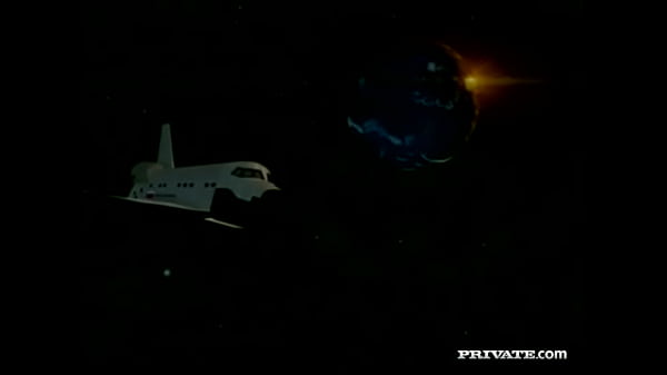 Silvia Saint Gives a Blowjob While Wanda Curtis Licks Her Moist Pussy