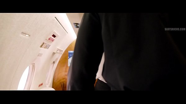 Play MP4 - 365 Days &lpar;Airplane Scene&rpar;