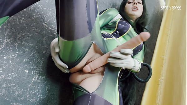 Toxic froppy helps you cum to make you leave her alone 