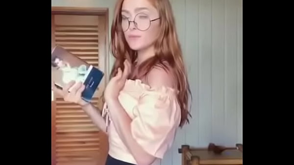 Her name Alguém sabe o nome dela