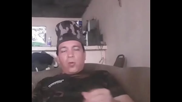 Play MP4 - big dick latin