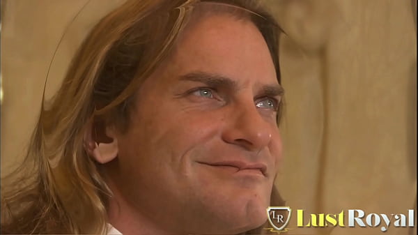 Roxy jezel gives a nice blowjob before fuck 