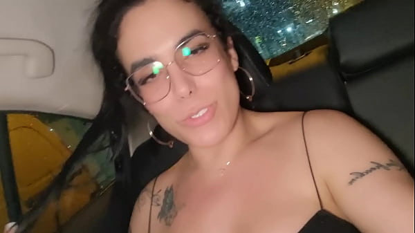 Play MP4 - fodendo no banco de tr&aacute;s do uber