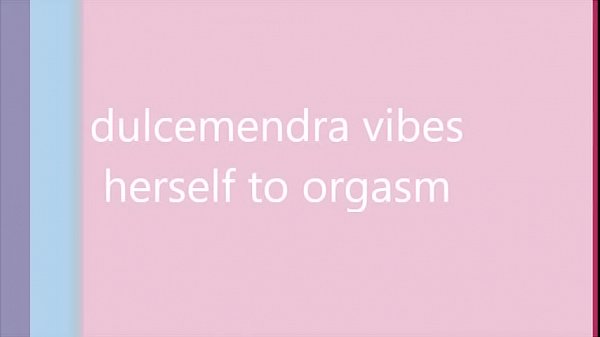 Ginger Paris_Fucks Herself toOrgasm