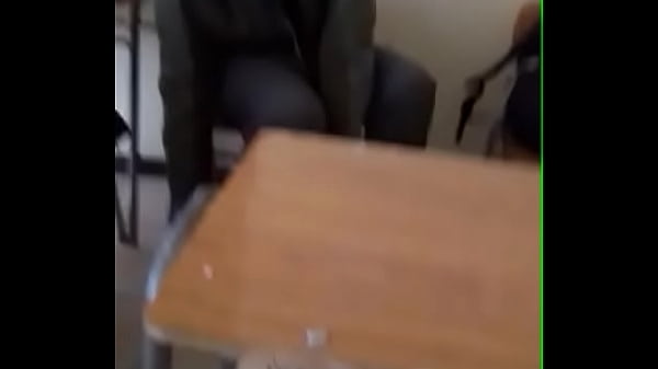 Gordo bailando por una buena verga