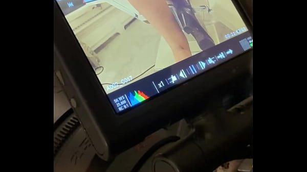 La m&egrave;re no&euml;l t&rsquo;attend pour un live tr&egrave;s chaud ce soir entre 20h et 00h 