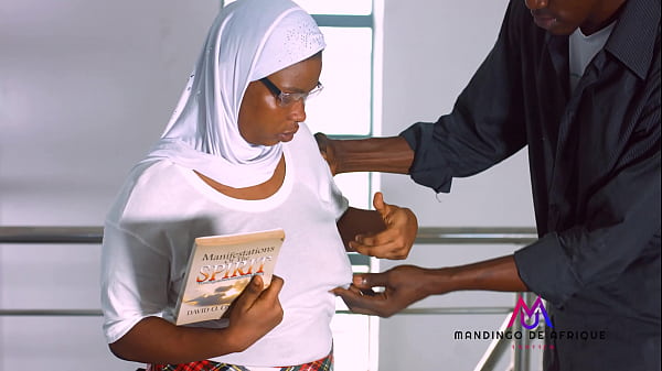 Play MP4 - AMATEUR BIG ASS MUSLIM STUDENT FUCK IN THE OFFICE &lpar;PART 1&rpar;