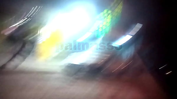 Play MP4 - Dinero por sexo&colon; Cliente hace una visita a puta y se la folla a oscuras&semi; ella dice&colon; Solo te la chupo y cogemos al filo de la cama&comma; &iexcl;nada m&aacute;s&excl;