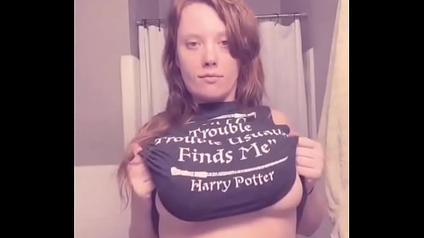 Play MP4 - Whats her name