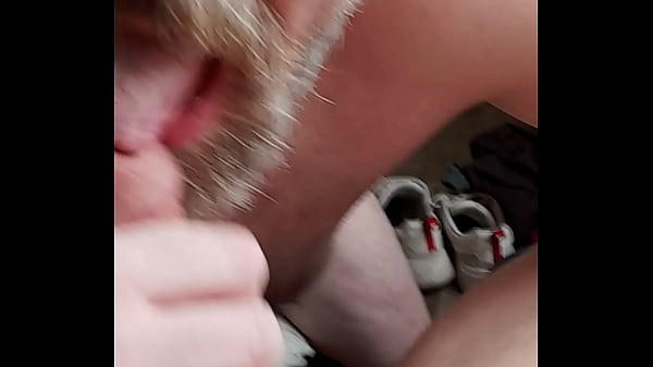 I love sucking my friend off 