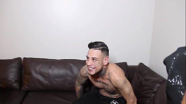 Play MP4 - Pegando o professor de subida da hora da aula e fazendo uma brincadeira gostosa com ele parte II