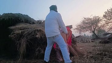 Jangal ki jhopdi me girlfriend ke sath mangal kiya xxx video desi outdoor sex gf bf sex