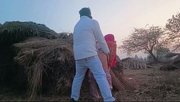 Jangal ki jhopdi me girlfriend ke sath mangal kiya xxx video desi outdoor sex gf bf sex