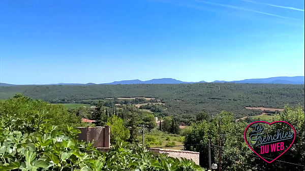 Nonton Valentina, Brune Sulfurique, Se Fait Bien Poutrer thumbnail