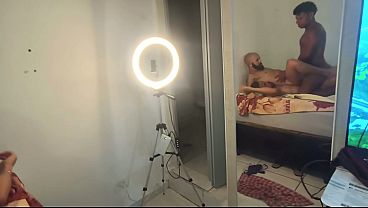 Massagem De Quatro M&atilde;os (dois Mavambos Se Deleitam No Rabo Do Passivo) Parte 2 thumbnail