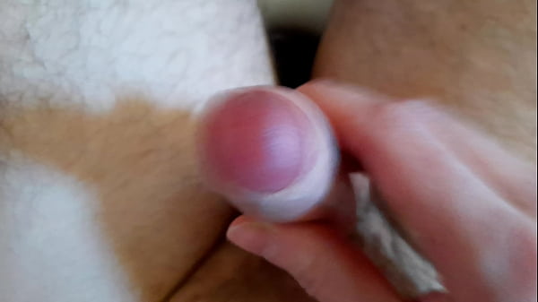 Play MP4 - Cumming on his closet