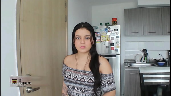 Hermanastro Folla Mi Co&ntilde;o Estoy Muy Cachonda thumbnail