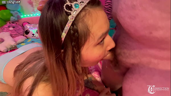Stepsister Mia Kay Gives The Best Head And Is A Blowjob Queen thumbnail