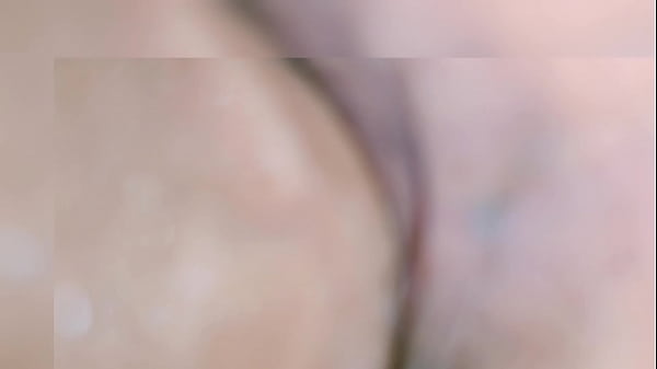 Nena delicada es penetrada en cuantro