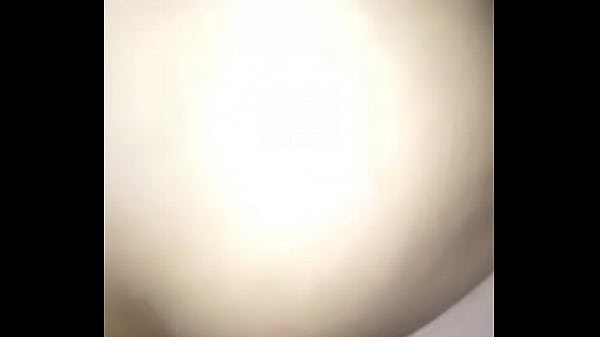 Novinha sentando gostoso 