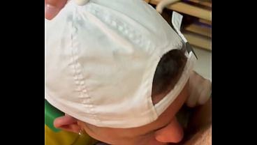 NOVINHO ARROMBANDO MEU CUZINHO ATE SANGRA