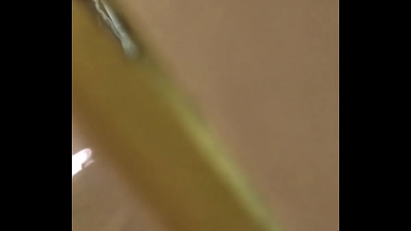 Espiando a mi hermano en ducha 