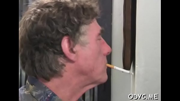 Stunning y gets her juicy mufffingered deep