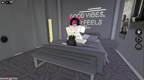 Nonton Goth Women thumbnail