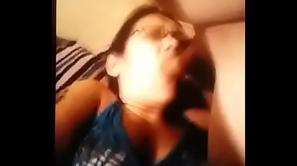 HuNNyBuNNZsuckingdick asshe is_rammed with dildo