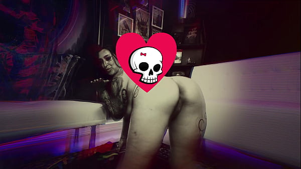 Play MP4 - Avalon Mira Is A Curvy Goth Who Enjoys Creampie