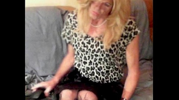 My new satin skirt 