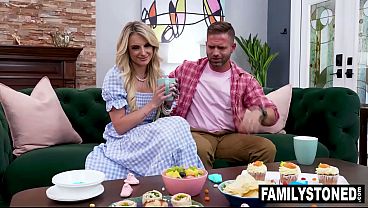 Nonton Easter Lesson For Slutty Stepdaughter thumbnail