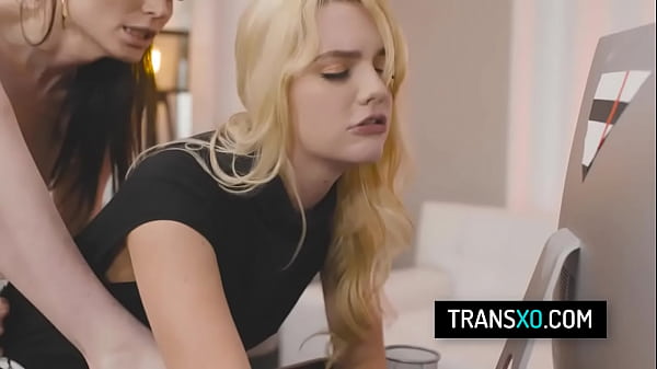 Tranny boss Natalie Mars lick and fuck her secretary 