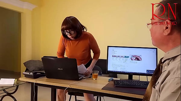 Grow like a tower giant secretary in the office the manager guy is very surprised by her height s1 