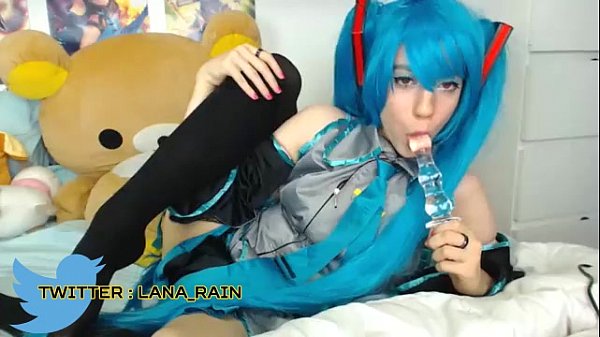 Play MP4 - Lana Rain cosplaying as Miku glass dildo cumshow