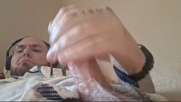 Juicy White Dick Cums Hard 