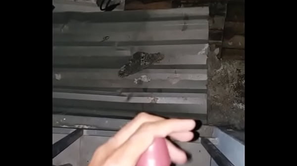 Quay tay ngo&agrave_i trời, kh&ocirc_ng ai b&uacute_ n&ecirc_n ph&iacute_ sữa qu&aacute_