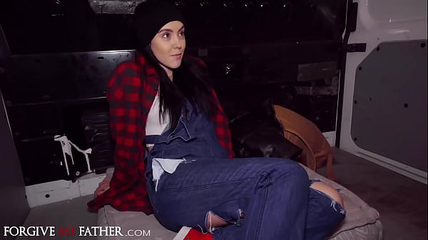 Play MP4 - Cute petite homeless Spanish babe blowjob and hardcore fuck for cash