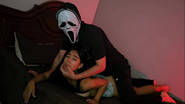 Play MP4 - My neighbor &lpar;ghostface&rpar; BREAKS my ass on Halloween night and my Boyfriend doesn't notice