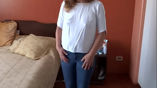 Nonton Stepbrother Shows Me His Big Cock And Asks Me To Have Sex, I Start To Get Excited And Accept thumbnail