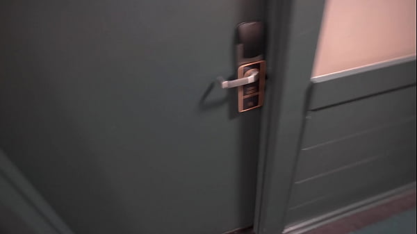 Nonton Dads Sexy Redhead Girlfriend Wants Sneaky Sex In Her Hotel Room - Chloe Foxxe & Lev Lieben thumbnail