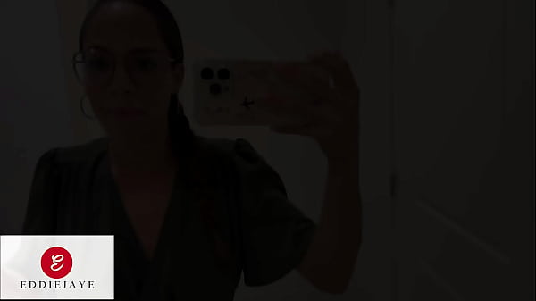 Nonton Shower Sex With A French Model thumbnail