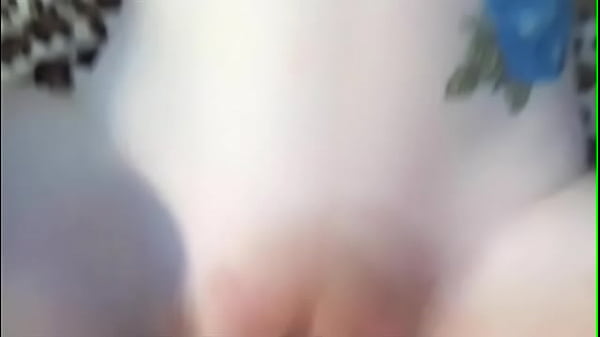 Play MP4 - SEXY MILF YVON FEELS THE ITALIAN POUND MACHINE