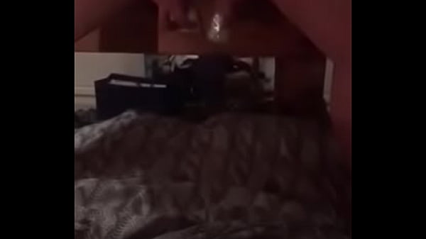 Nonton Peter Stretching Lana's Pussy Lips thumbnail